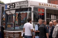 Una mujer de 70 años murió tras ser atropellada por un colectivo