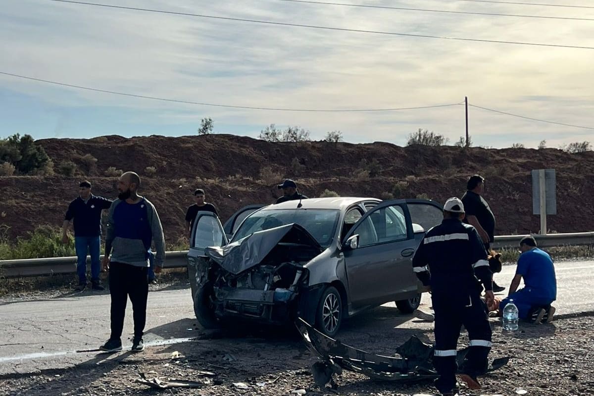 El choque frontal ocurrió a la altura de Tratayén. Foto: Radio Municipal Añelo.