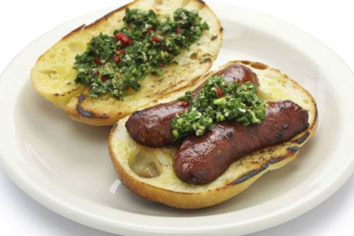 El choripán, elemento imprescindible de cualquier asado... y de cualquier evento de masas kirchnerista