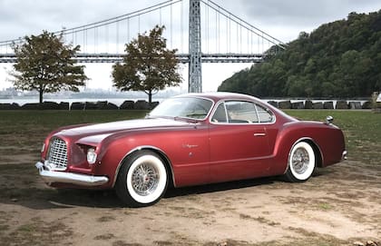 El Chrysler D’Elegance se presentó en el Salón de París de 1952