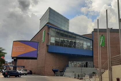 El cierre de Falabella. Las imágenes de un negocio en retirada. Falabella de Córdoba