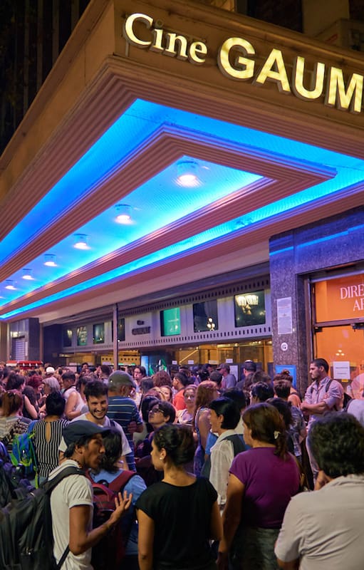 La programación del Gaumont ofrece varios títulos en simultáneo y es uno de los pocos espacios donde el cine independiente nacional puede estrenar sus propuestas