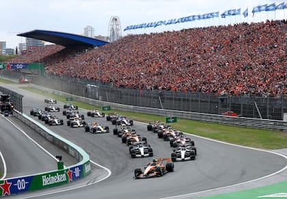El circuito de Zandvoort se despidió del calendario con récord de asistentes: 325 mil espectadores asistieron al gran premio en los tres días de actividad