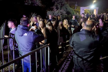 El circuito para obtener DNI falsos es un secreto a voces entre los chicos