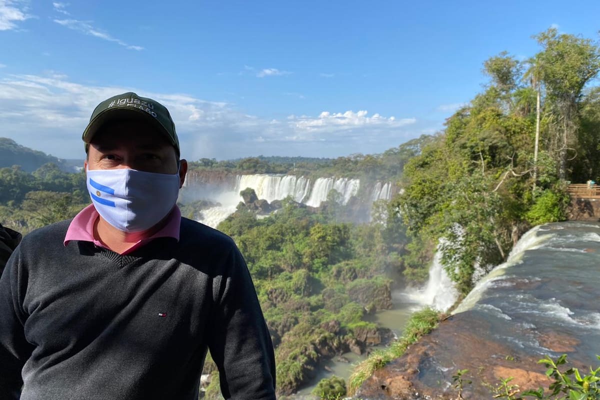 El Circuito Superior, desde donde se pueden ver buena parte de los saltos y la Isla San Martín. Detrás, la Garganta del Diablo que por ahora no se habilitará.