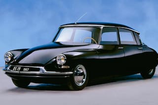Se fabricó en 1938, pero se presentó en 1955: la historia detrás del “auto más lindo de todos los tiempos”
