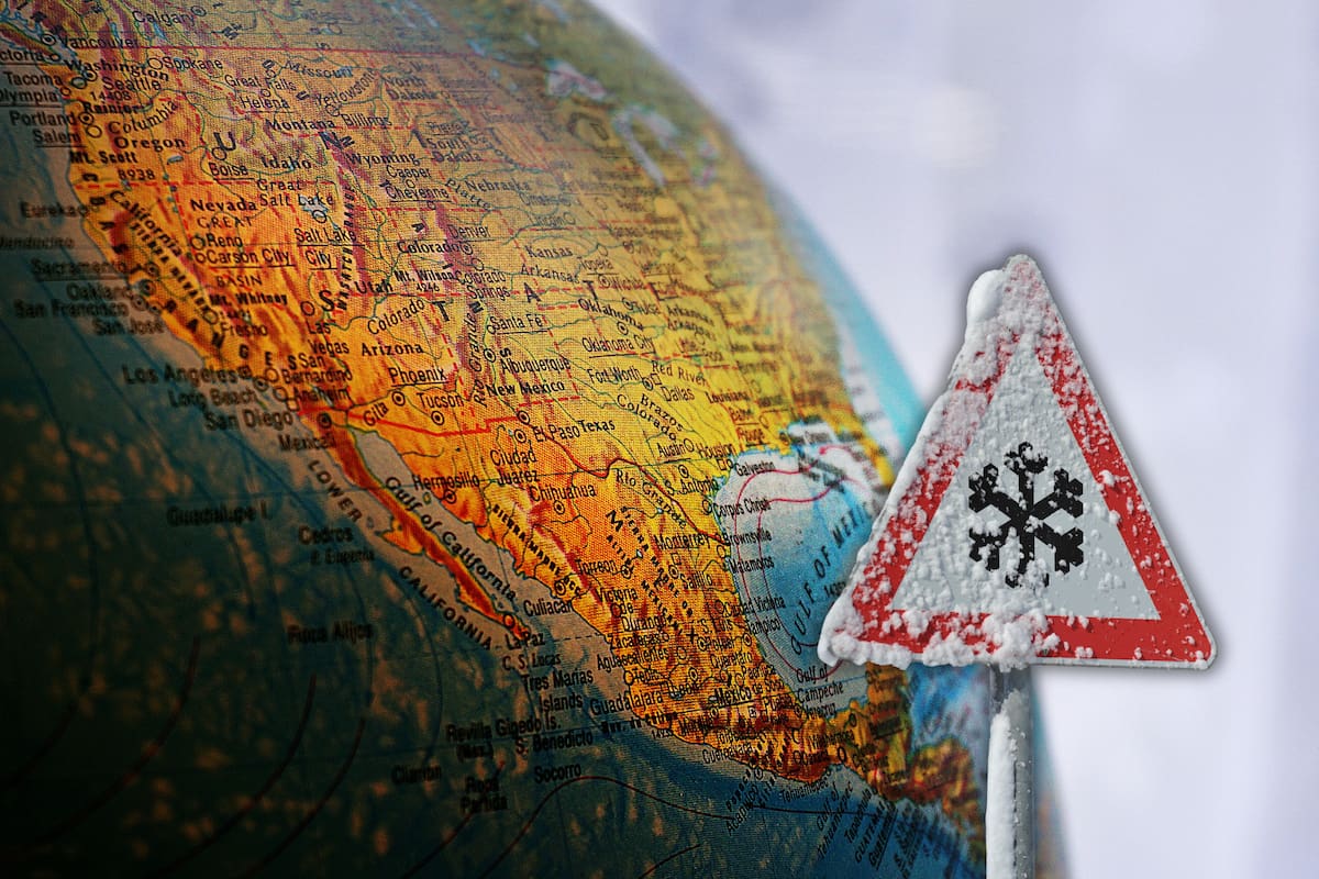 El clima en Estados Unidos presentará este jueves un escenario de contrastes extremos que incluye desde nevadas intensas y tormentas severas con riesgo de tornados hasta calor anómalo con temperaturas de 20 a 30°F por encima del promedio