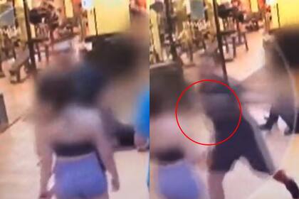 El clip muestra el momento exacto en el que el policía ataca a la joven de 18 años