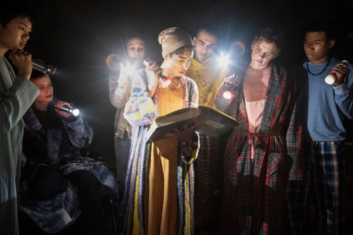 "El Club de la Medianoche", la serie de terror llegó a Netflix