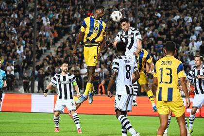 El club israelí Maccabi empata 0-0 con PAOK en Grecia entre fuerte presencia policial y protestas