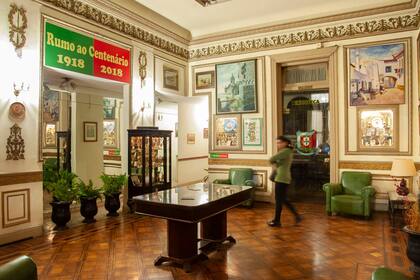 Uno de los principales salones del club