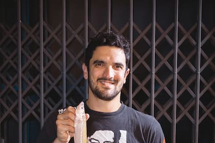 El cocinero de Carlos Casares presenta este pescado de las lagunas bonaerenses y propone ideas para potenciar su consumo