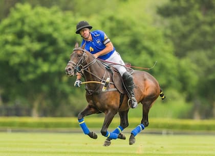 El cogote de Facu Pieres, que disfrutó de su nueva conquista