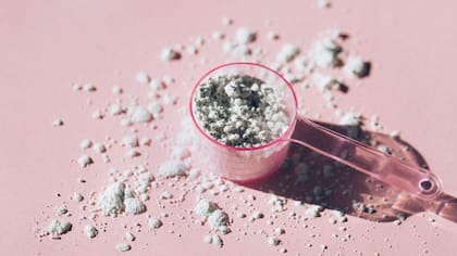 El colágeno se puede consumir en pastillas, pero también en polvo