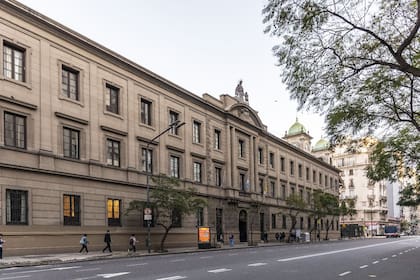 El Colegio del Salvador rompe con una tradición de 154 años y ya incorporó mujeres