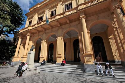 El colegio porteño Mariano Acosta aprobó el uso del lenguaje inclusivo