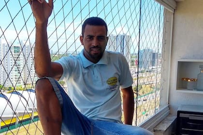 El colocador de redes de protección confía en la calidad de su producto.