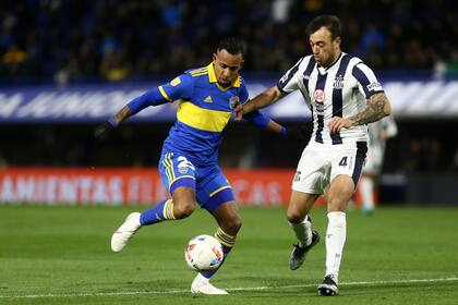 El colombiano Sebastián Villa es el futbolista más desequilibrante de Boca en la temporada; tras 47 días fuera de las canchas, vuelve a estar convocado, para jugar en Rosario con Newell´s un partido decisivo.