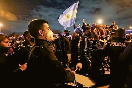 La protesta de la Policía bonaerense concentró reclamos de distinta envergadura