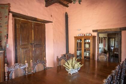 El comedor de María es la antigua cocina de la posta.
