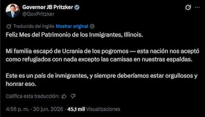 El comentario de Pritzker sobre su pasado como migrante, en el marco del Mes de la Herencia Inmigrante