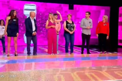 El comentario económico de Pampita en Los 8 escalones de los tres millones se produjo en la instancia en que los participantes debían responder si una consigna era "verdadera o falsa"