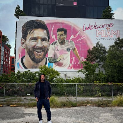 El comentarista italiano de fútbol Lele Adani, fanático de la Argentina, de Messi y Maradona