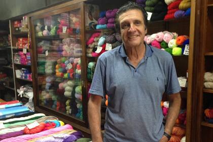 El comercio de la avenida Las Heras al 1800 funcionaba desde hacía 52 años; nostalgia de vecinos y clientes