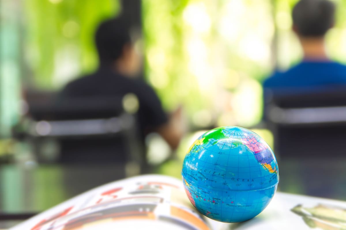 El comercio es cada vez más complejo, con más regulaciones, y requiere de expertos que se actualicen constantemente