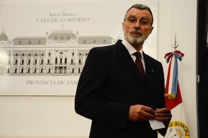 El comisario general (R) Rubén Rimoldi juró hoy como nuevo ministro de Seguridad de Santa Fe