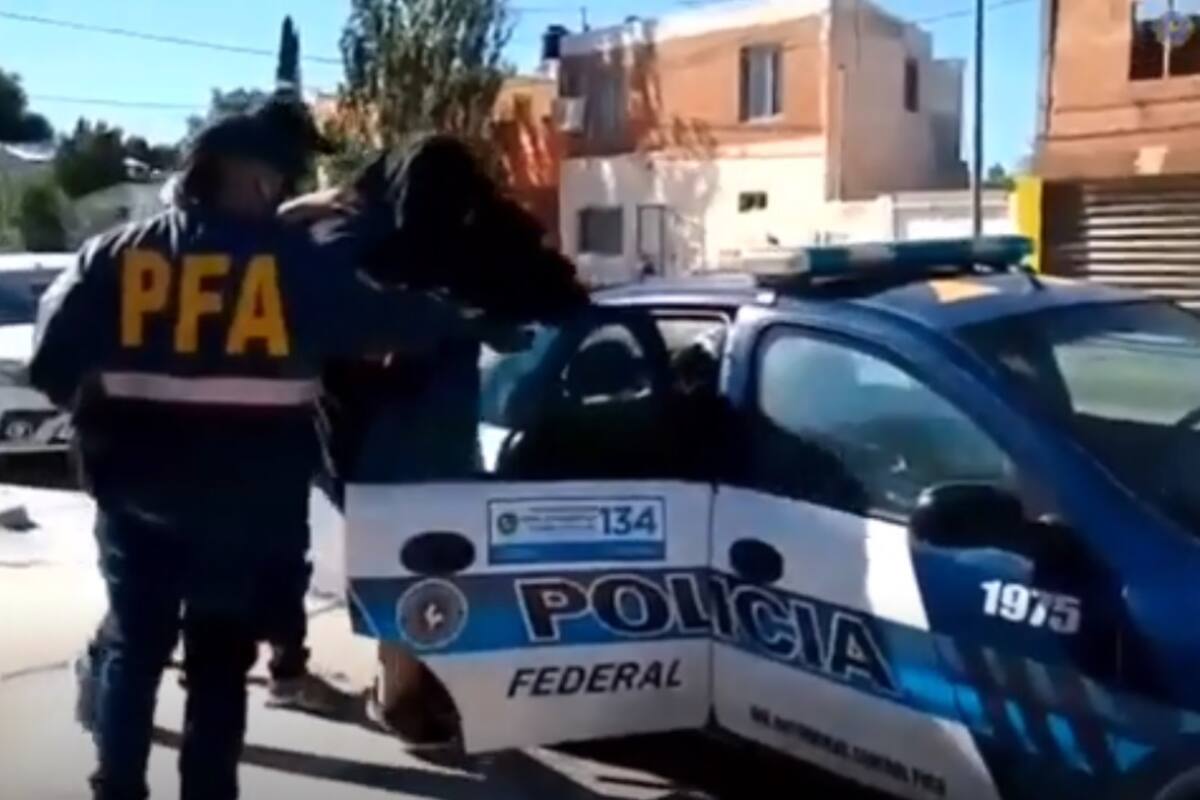 El comisario MIguel Muñoz fue detenido por la Policía Federal