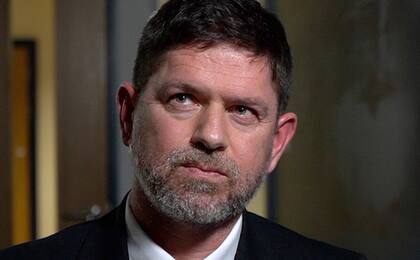 El comisario Simon Williams dijo que considera el uso de jóvenes traficantes de drogas como "abuso infantil".