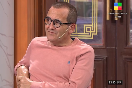 El compañero de Pachu Peña en Polémica en el bar agradeció los saludos por su cumpleaños y se emocionó hasta las lágrimas