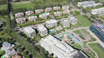 El complejo Ayres Vila: departamentos, viviendas y comercios en un área verde y con muy buen acceso
Gentileza L.J. Ramos