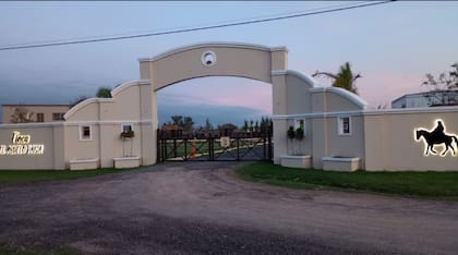 El complejo de cabañas El Abuelo Paisa está situado en Cañuelas