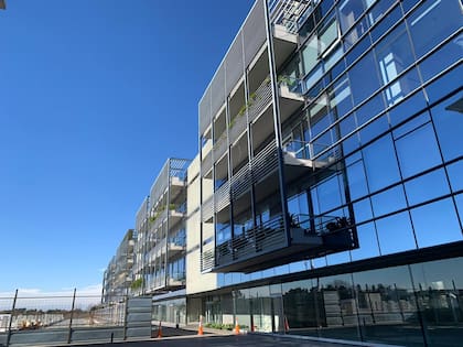 El complejo donde funcionó, hasta hace dos meses, una de las oficinas de la financiera