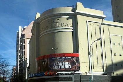 El complejo General Paz, parte de la historia de Belgrano y símbolo de la avenida Cabildo, que se quedó definitivamente sin salas de cine