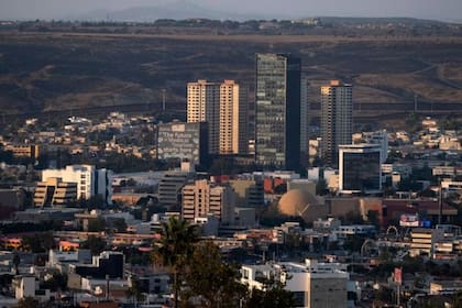 El complejo New City Medical Plaza se encuentra cerca de la valla fronteriza entre México y Estados Unidos en Tijuana, Baja California