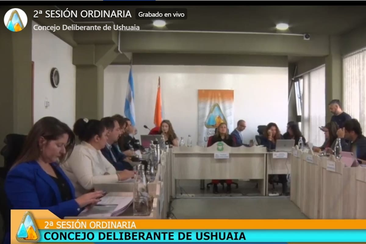 El Concejo Deliberante de Ushuaia declaró como persona no grata al presidente Javier Milei por su discurso del 2 de Abril