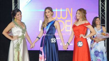 El concurso Miss Mundo se llevó a cabo anoche en el City Center en Rosario