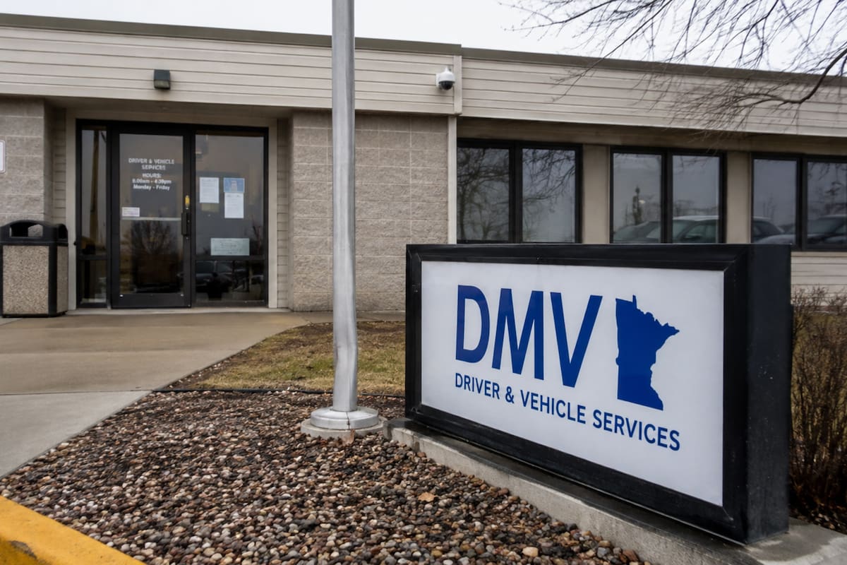 El condado de Houston, en Minnesota, inició formalmente un proceso unánime para dejar de operar directamente los servicios del DMV debido a la escasez crítica de trabajadores
