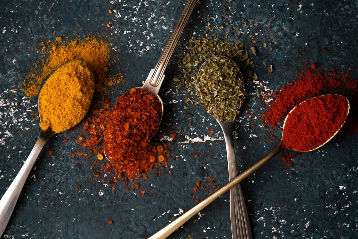 El condimento ideal para mejorar la salud cerebral, según los expertos