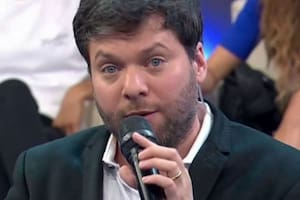 El conductor de Los 8 escalones no pudo contener su cómica reacción ante la respuesta de la participante