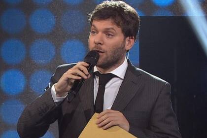 El conductor de Otra noche familiar hizo su descargo luego de que se pusiera en duda a uno de los ganadores del programa