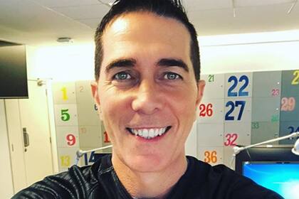 El conductor de Telefe Noticias mantuvo un picante ida y vuelta con el humorista en las redes sociales