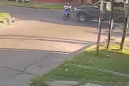 El conductor de una camioneta atropelló, mató y dejó abandonada a Gisel Dino en Loma Hermosa