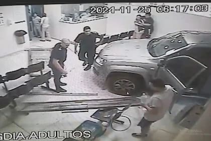 El conductor de una camioneta se metió en la guardia del Hospital de Boulogne