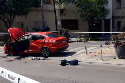 El conductor del Fiat Cronos tenía un arma.