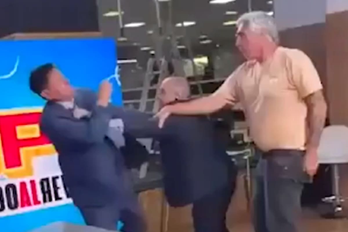 El conductor Diego Suárez Mazzea intercambió golpes e insultos con el letrado Rodolfo “Fito” Baqué en el corte del programa ISPA (Net TV)