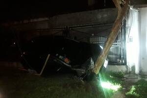 El conductor recibió un mortal disparo y el vehículo se estrelló contra una casa en La Matanza